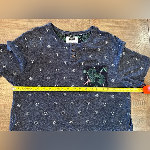 Star Wars Grey/blue T-Shirt Stormtrooper Darth Vader Casual Button Official L - Picture 10 of 13